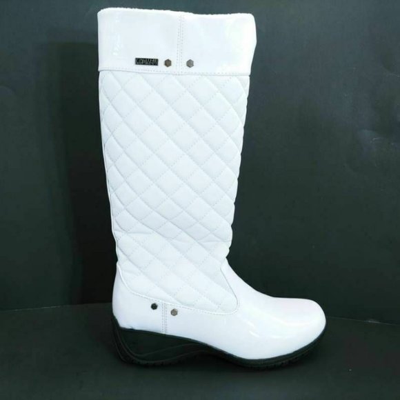 khombu boots white